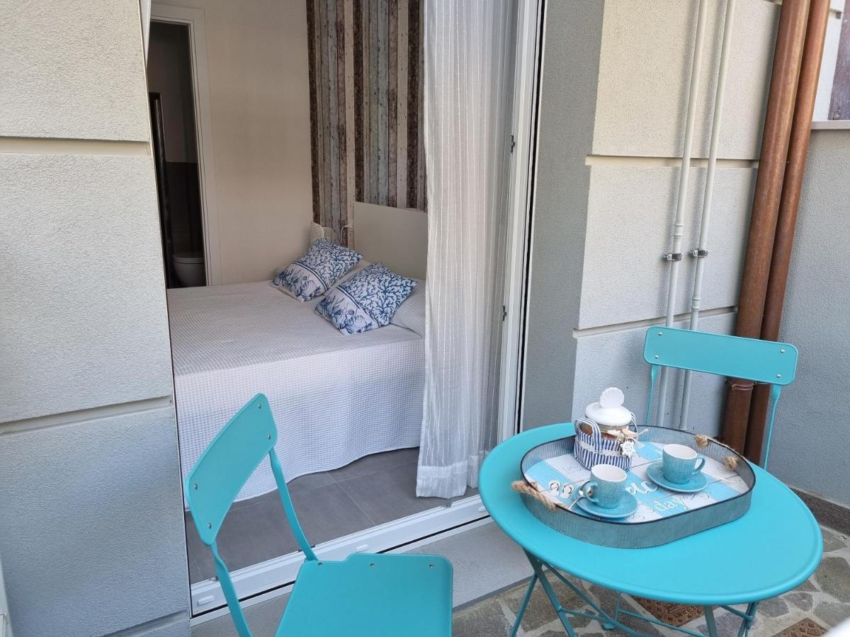 מלון קאטוליקה Residenza Azzurra מראה חיצוני תמונה