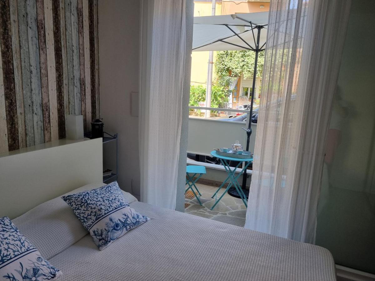 מלון קאטוליקה Residenza Azzurra מראה חיצוני תמונה